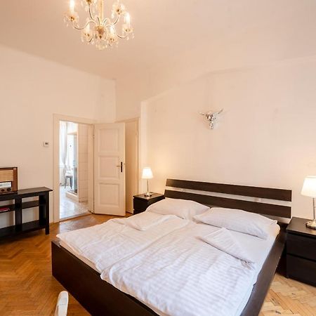 Frida Apartman Bratislava Esterno foto