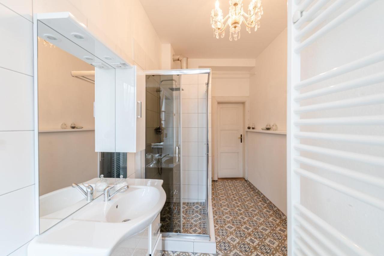 Frida Apartman Bratislava Esterno foto