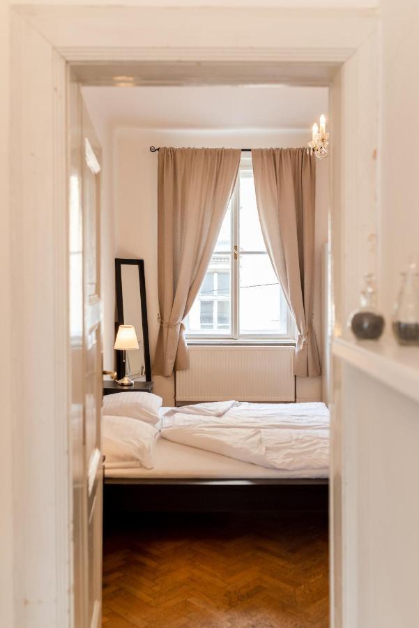 Frida Apartman Bratislava Esterno foto