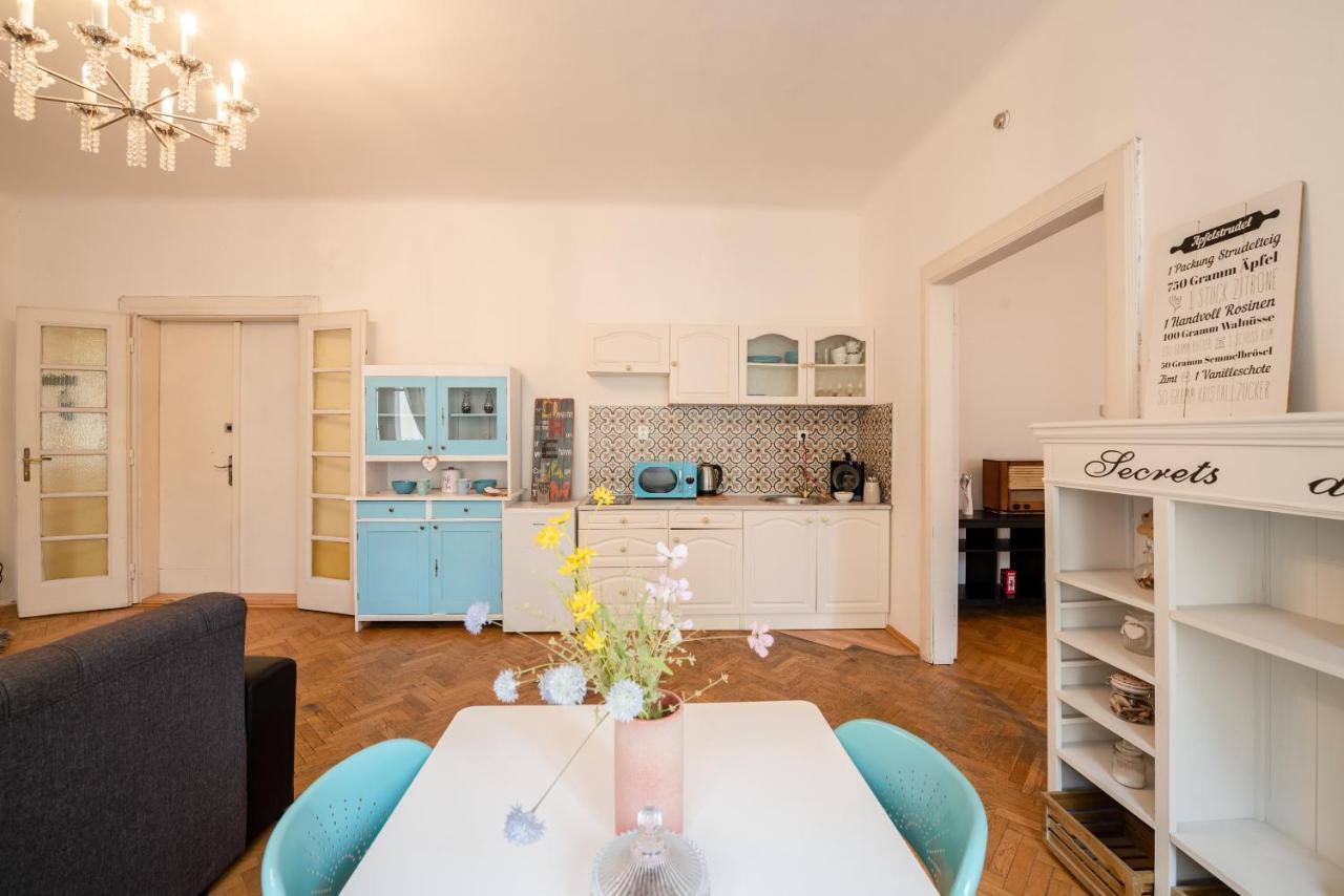 Frida Apartman Bratislava Esterno foto